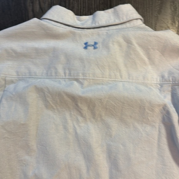 🍍UNDER ARMOUR HEAT GEAR BUTTON DOWN CASUAL SHIRT🍍SZ LARGE🍍 - Picture 4 of 4